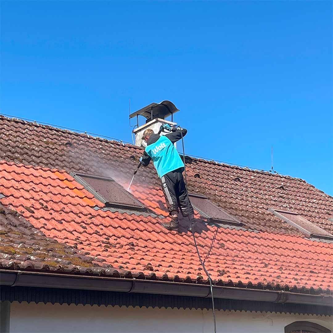 Čištění střech a povrchů H&K - čištění střechy Rozvadov